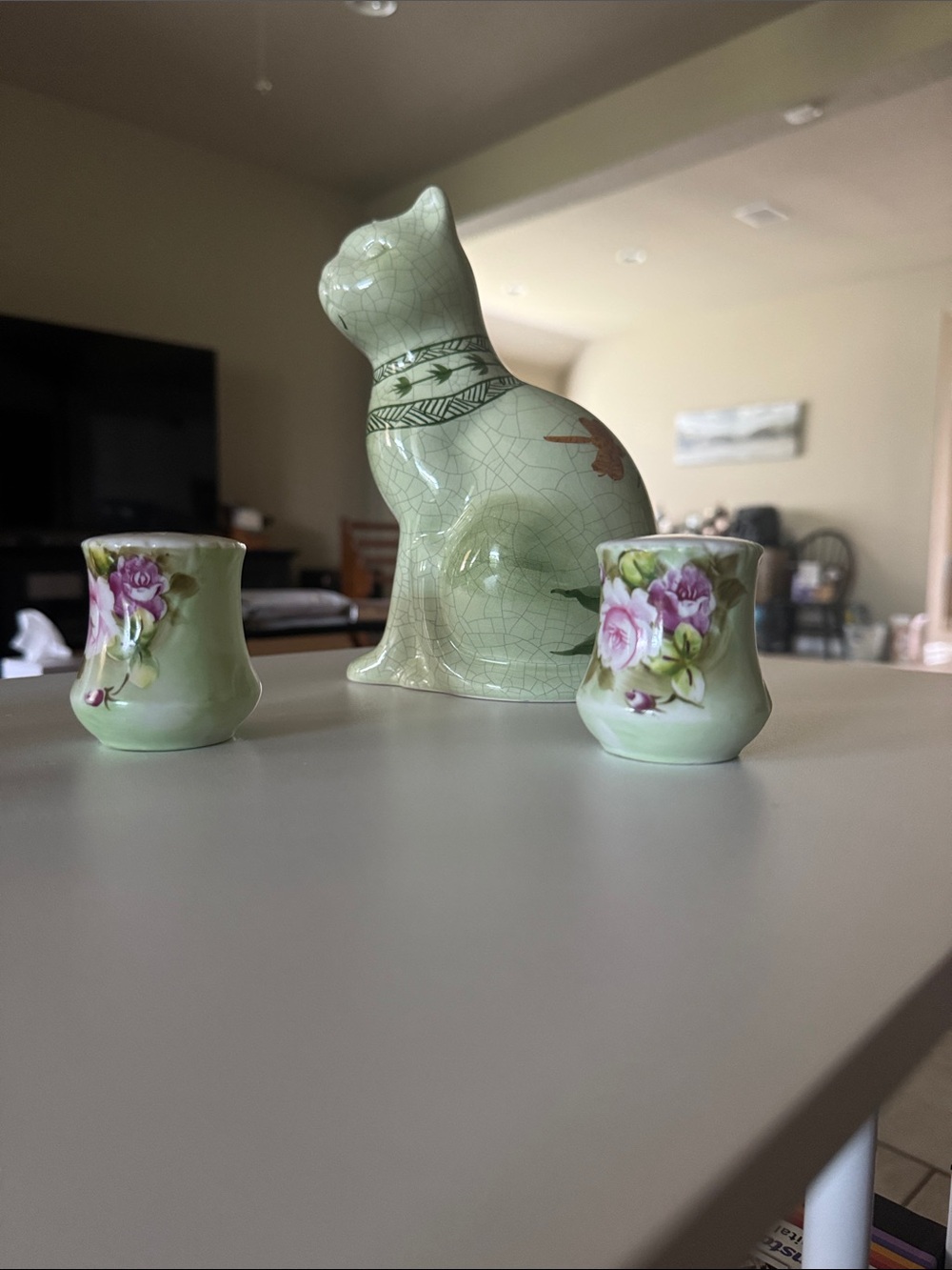 Green Ceramic Cat Figurine + Lefton Heritage Vintage Floral shakers